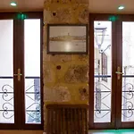 Sali Chelidonaki Boutique דירה *