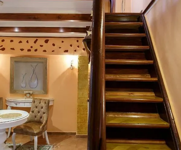 Sali Chelidonaki Boutique