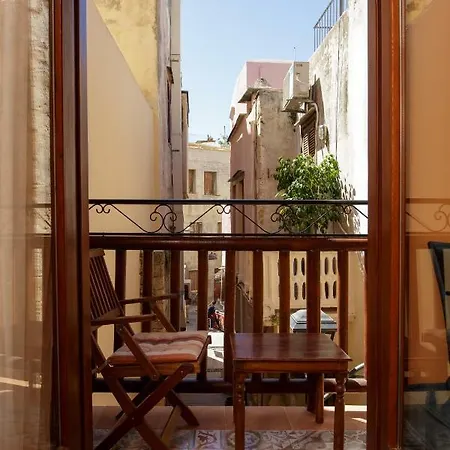 아파트 Sali Chelidonaki Boutique 하니아